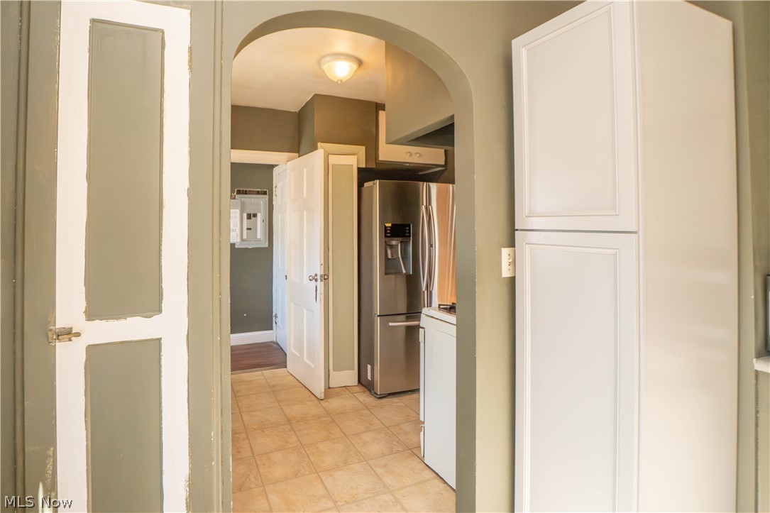 3812 E Antisdale Road South Euclid OH 44118