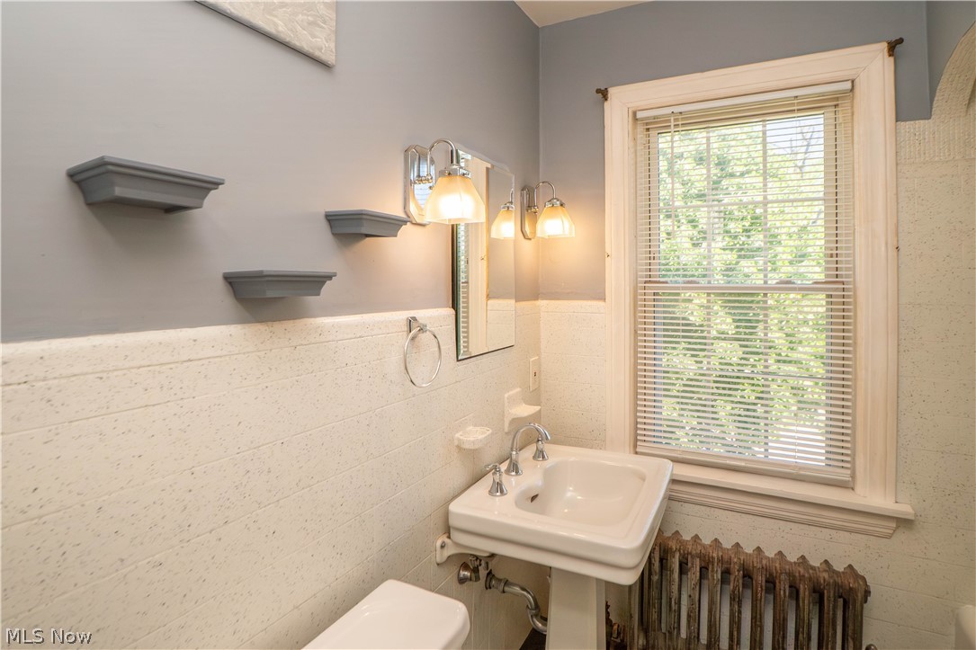 3812 E Antisdale Road South Euclid OH 44118