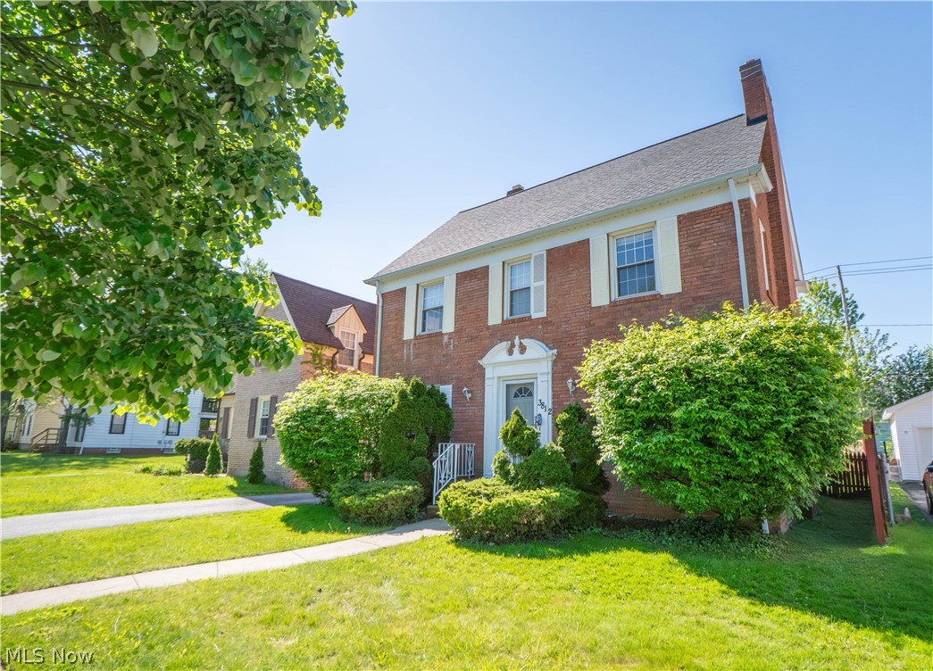 3812 E Antisdale Road South Euclid OH 44118