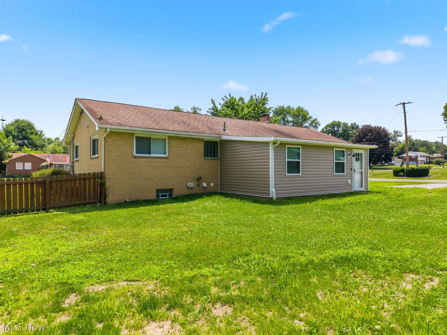 1371 Lambert Street Alliance OH 44601