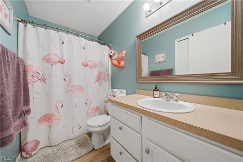 2623 Captens Street NE Canton OH 44721