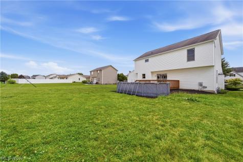 2623 Captens Street NE Canton OH 44721