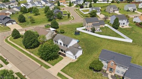 2623 Captens Street NE Canton OH 44721
