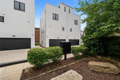 2104 Willey Avenue Cleveland OH 44113