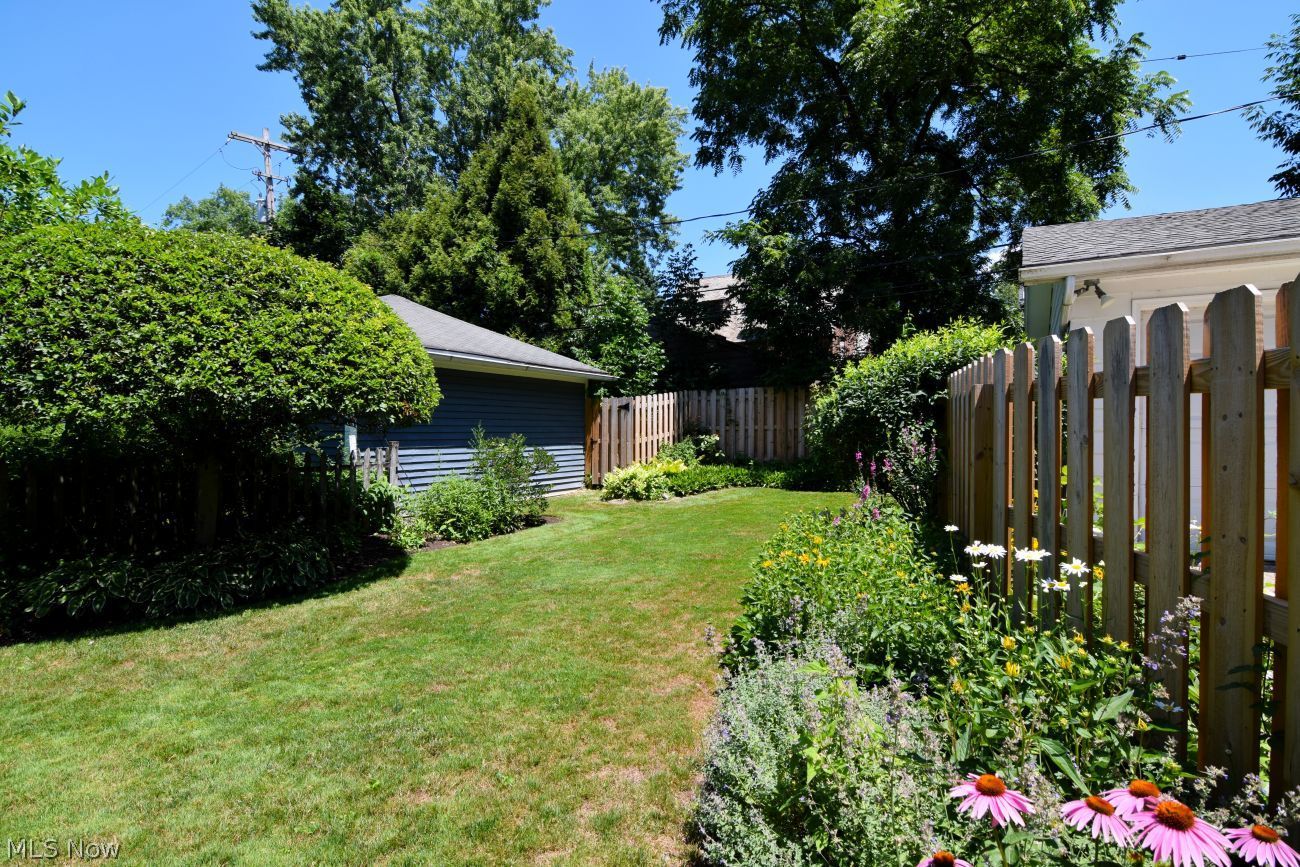 3325 Lansmere Road Shaker Heights OH 44122