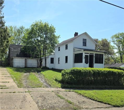 447 S Diamond Street Ravenna OH 44266
