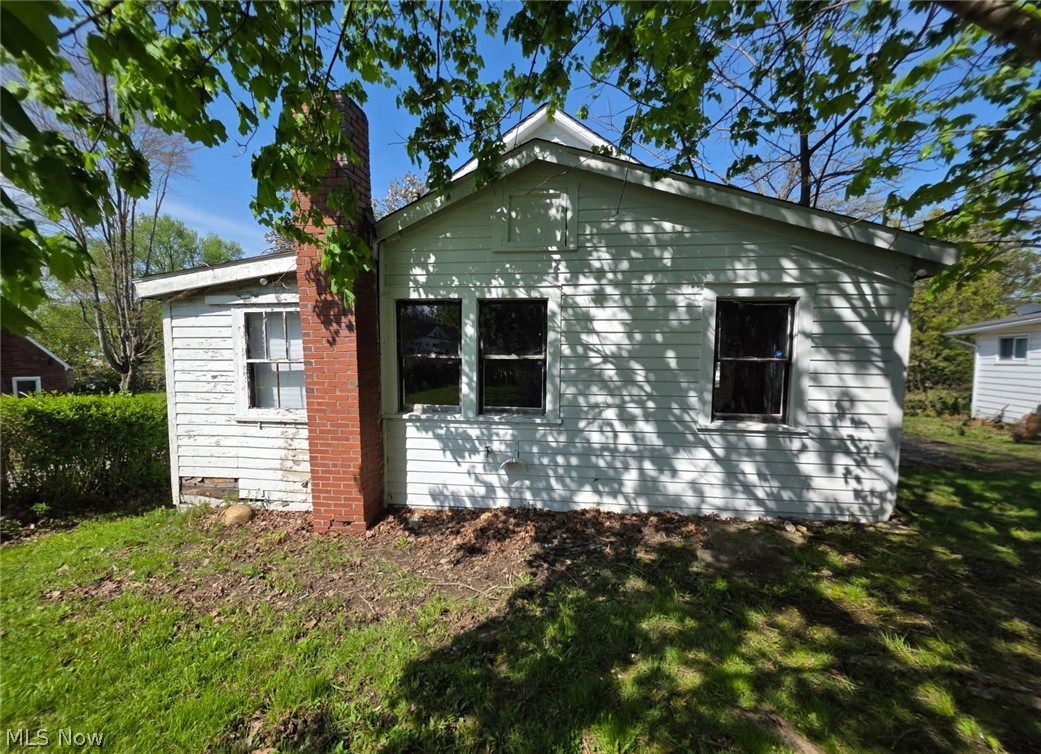 447 S Diamond Street Ravenna OH 44266
