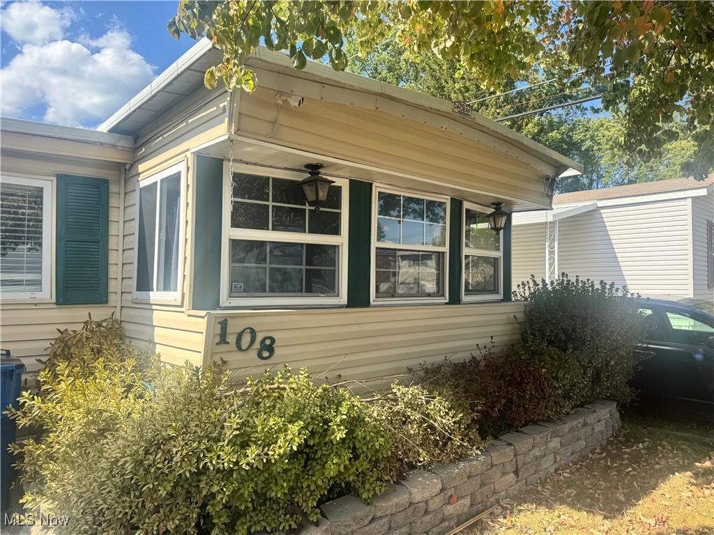 108 Buddy Lane Akron OH 44310