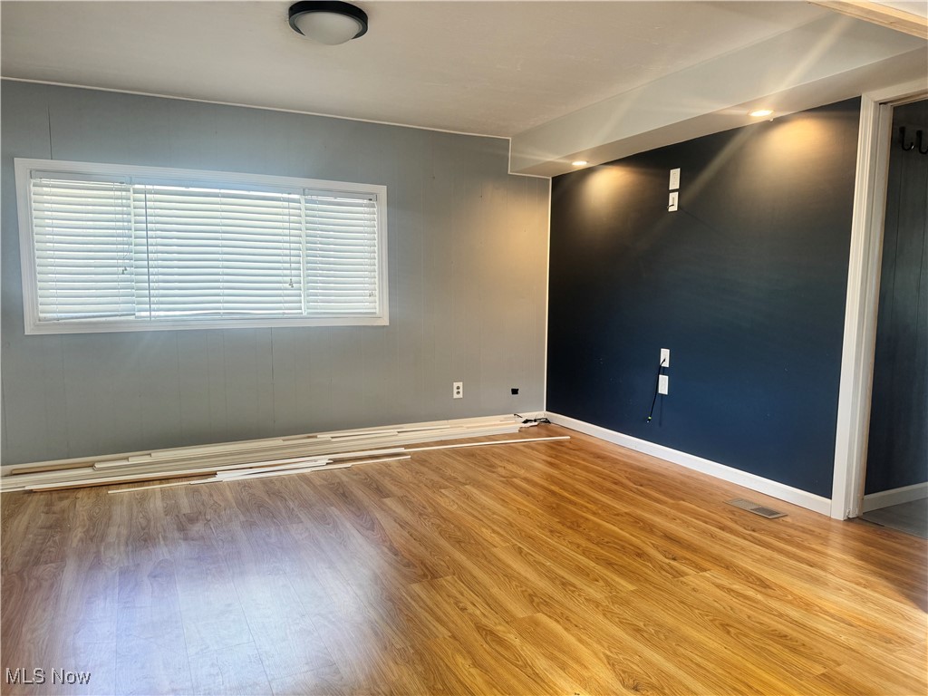 108 Buddy Lane Akron OH 44310