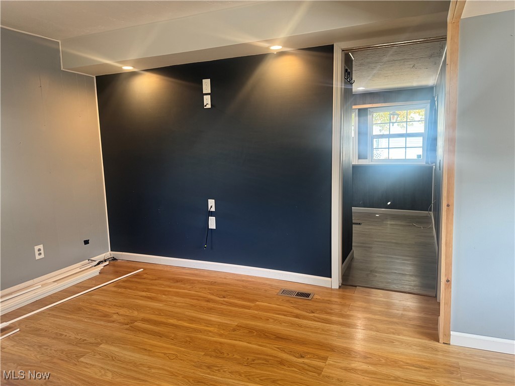 108 Buddy Lane Akron OH 44310