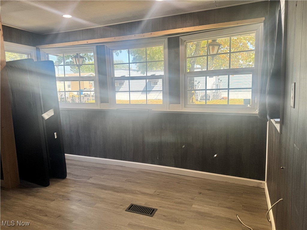 108 Buddy Lane Akron OH 44310