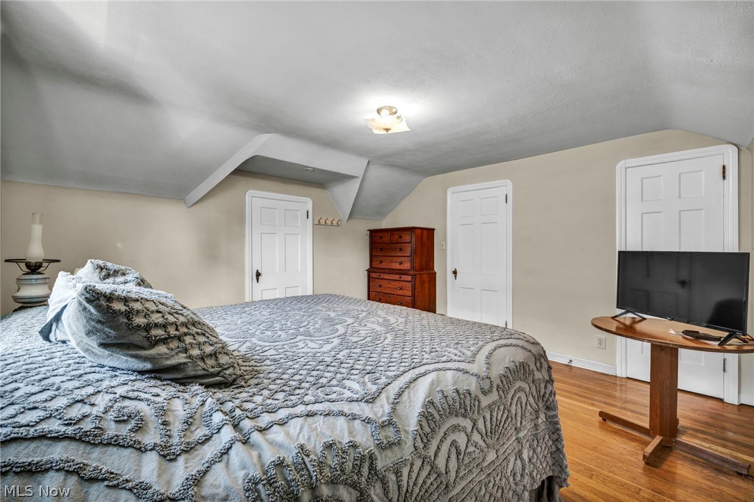 2027 Tampa Avenue Cleveland OH 44109
