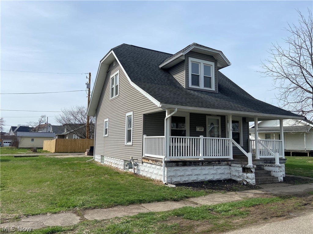 428 Chestnut Street Newcomerstown OH 43832