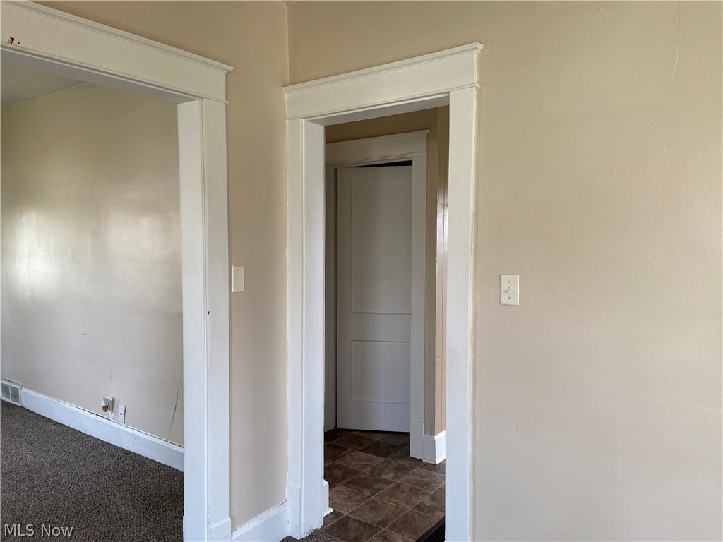 428 Chestnut Street Newcomerstown OH 43832