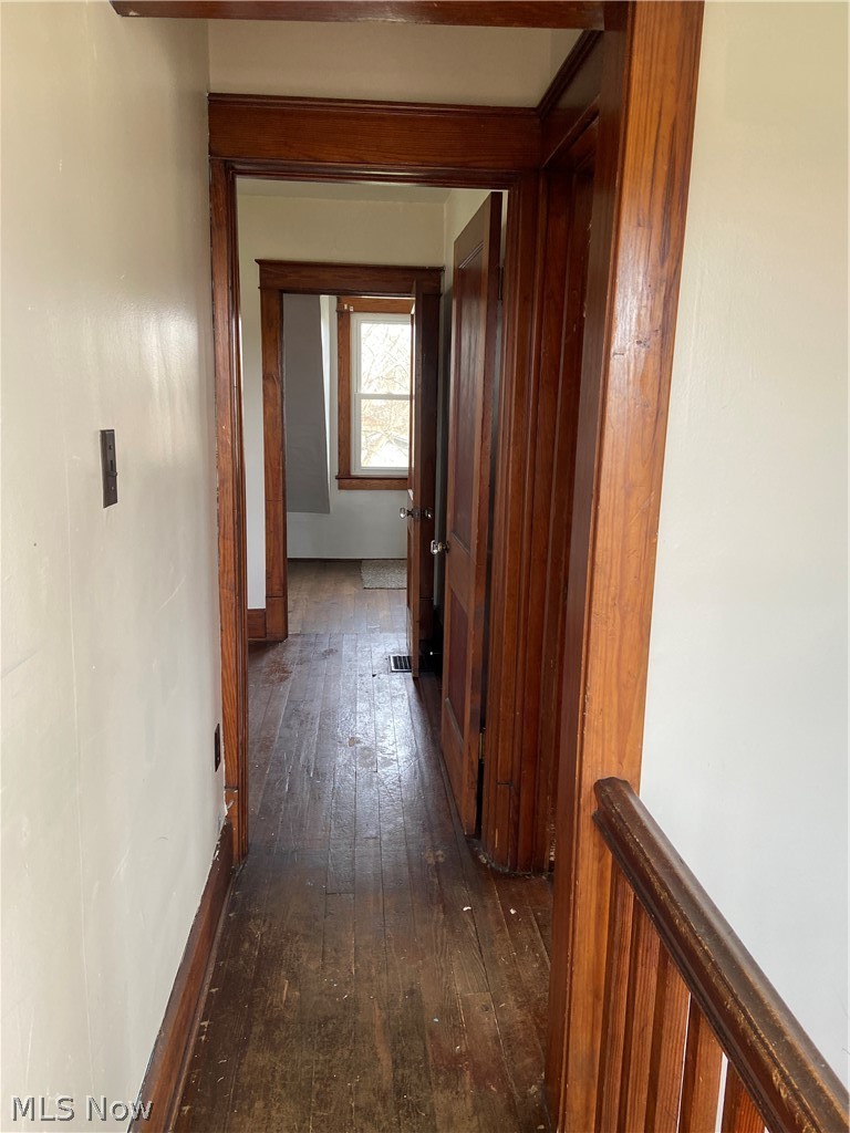 428 Chestnut Street Newcomerstown OH 43832