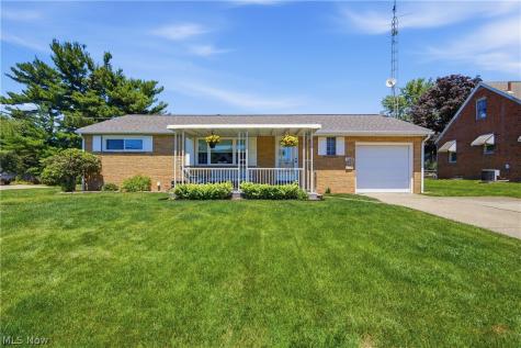 4573 Aurora Street NW Canton OH 44708
