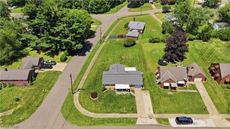 4573 Aurora Street NW Canton OH 44708