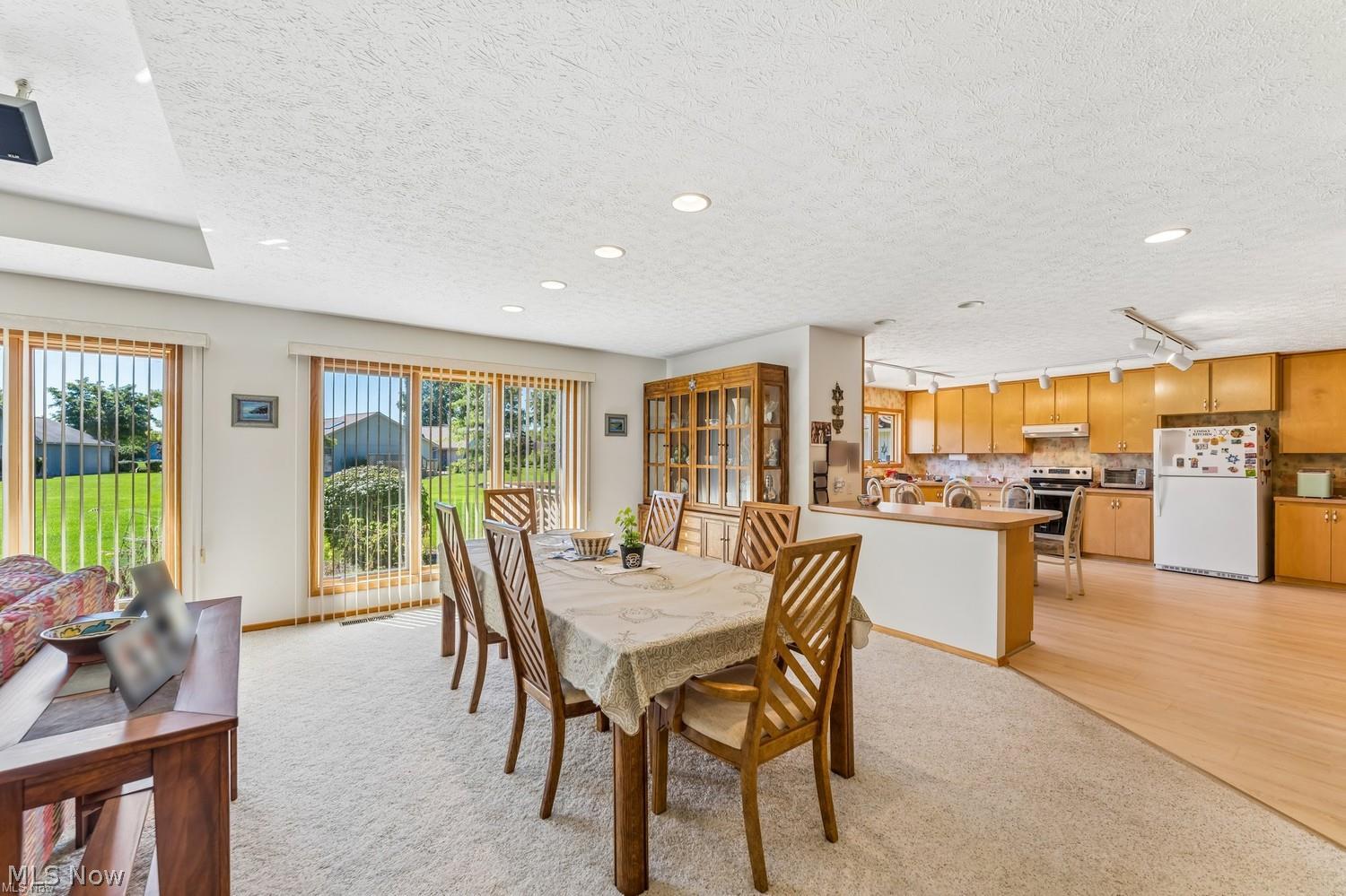 32723 Fallhaven Circle North Ridgeville OH 44039