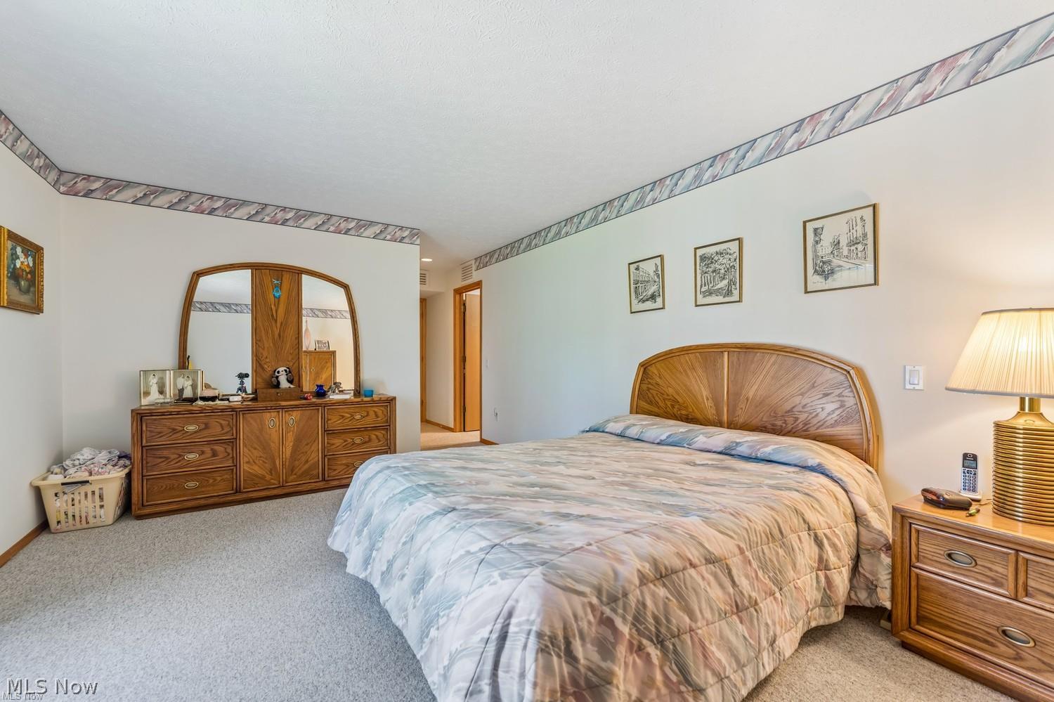 32723 Fallhaven Circle North Ridgeville OH 44039