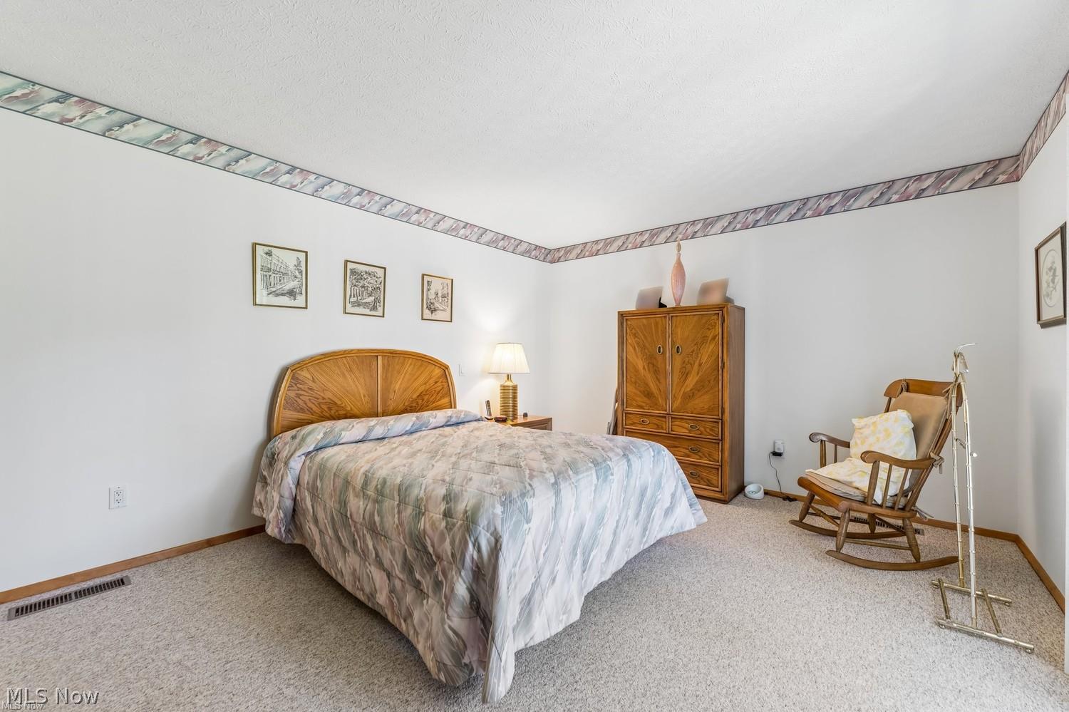 32723 Fallhaven Circle North Ridgeville OH 44039