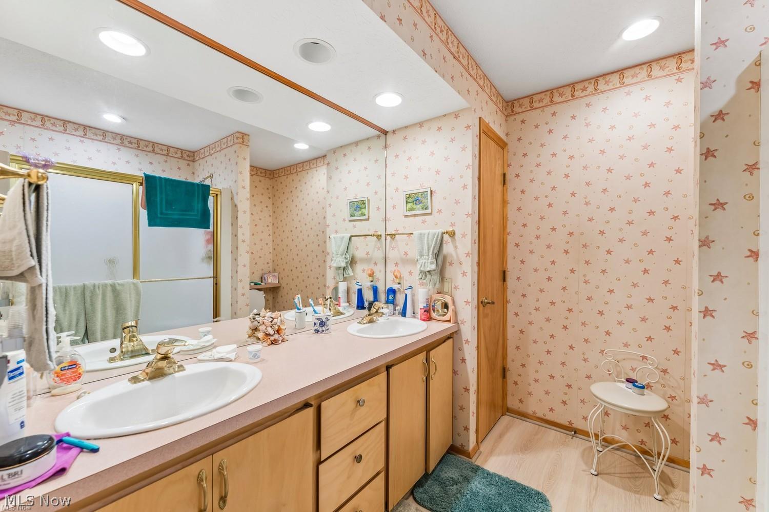 32723 Fallhaven Circle North Ridgeville OH 44039