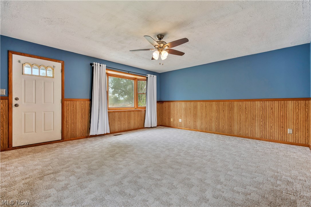 198 Stratford Avenue Wadsworth OH 44281