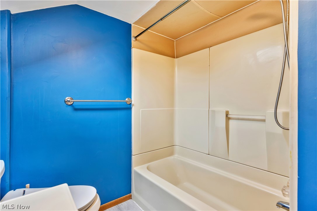 198 Stratford Avenue Wadsworth OH 44281