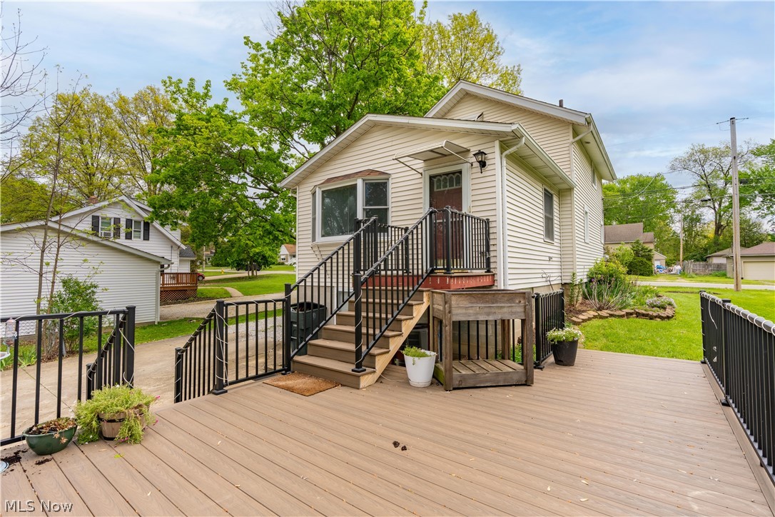 198 Stratford Avenue Wadsworth OH 44281