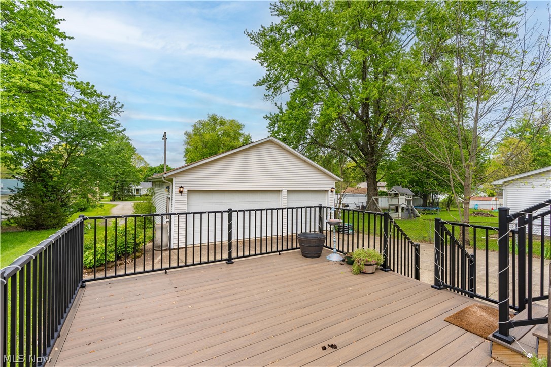 198 Stratford Avenue Wadsworth OH 44281