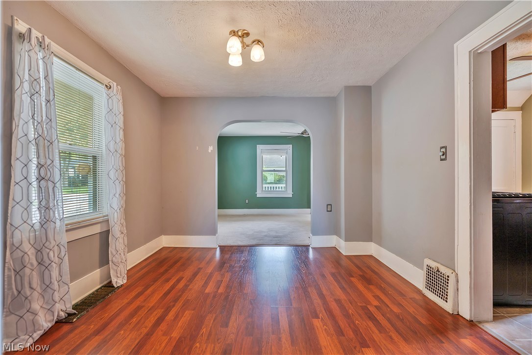 198 Stratford Avenue Wadsworth OH 44281
