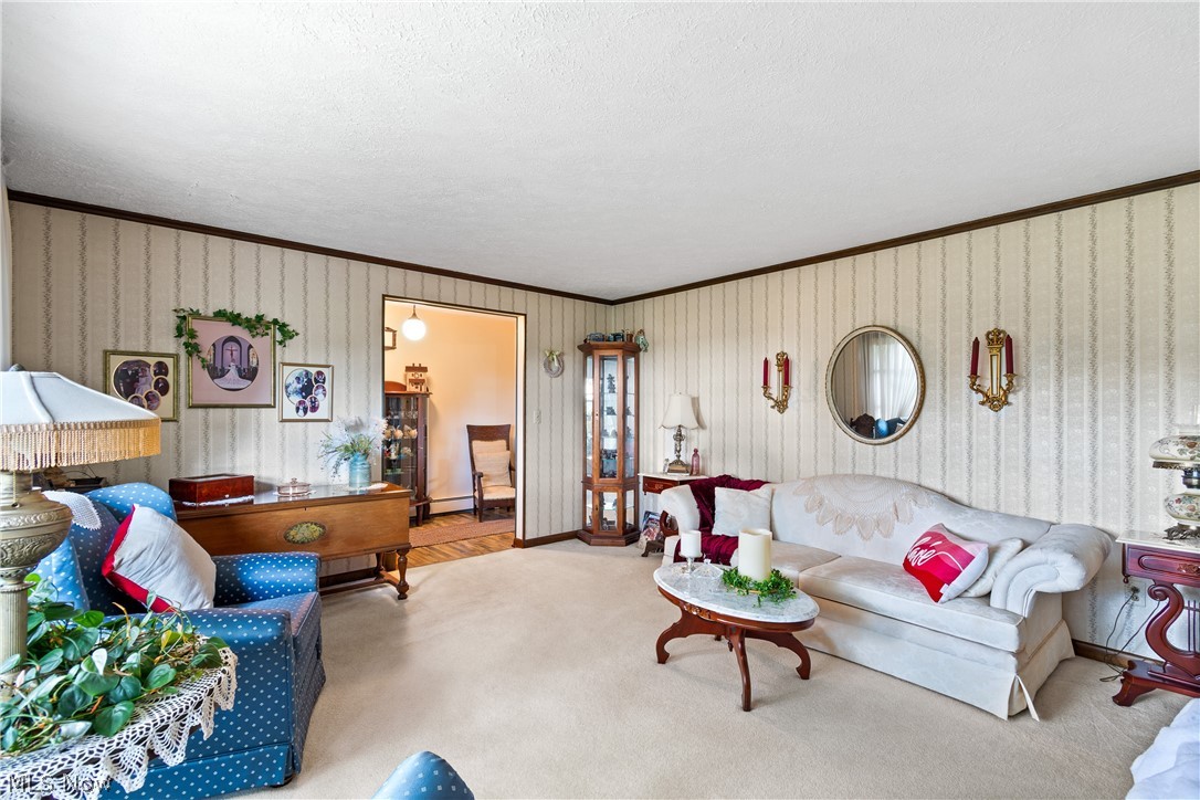 2560 Kenyon Avenue NW Massillon OH 44647