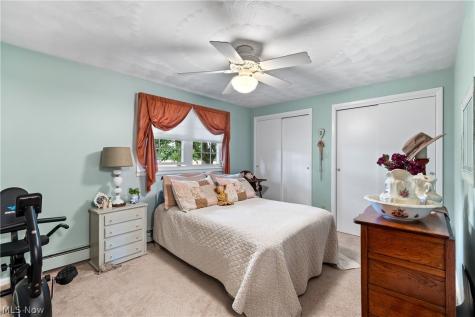 2560 Kenyon Avenue NW Massillon OH 44647
