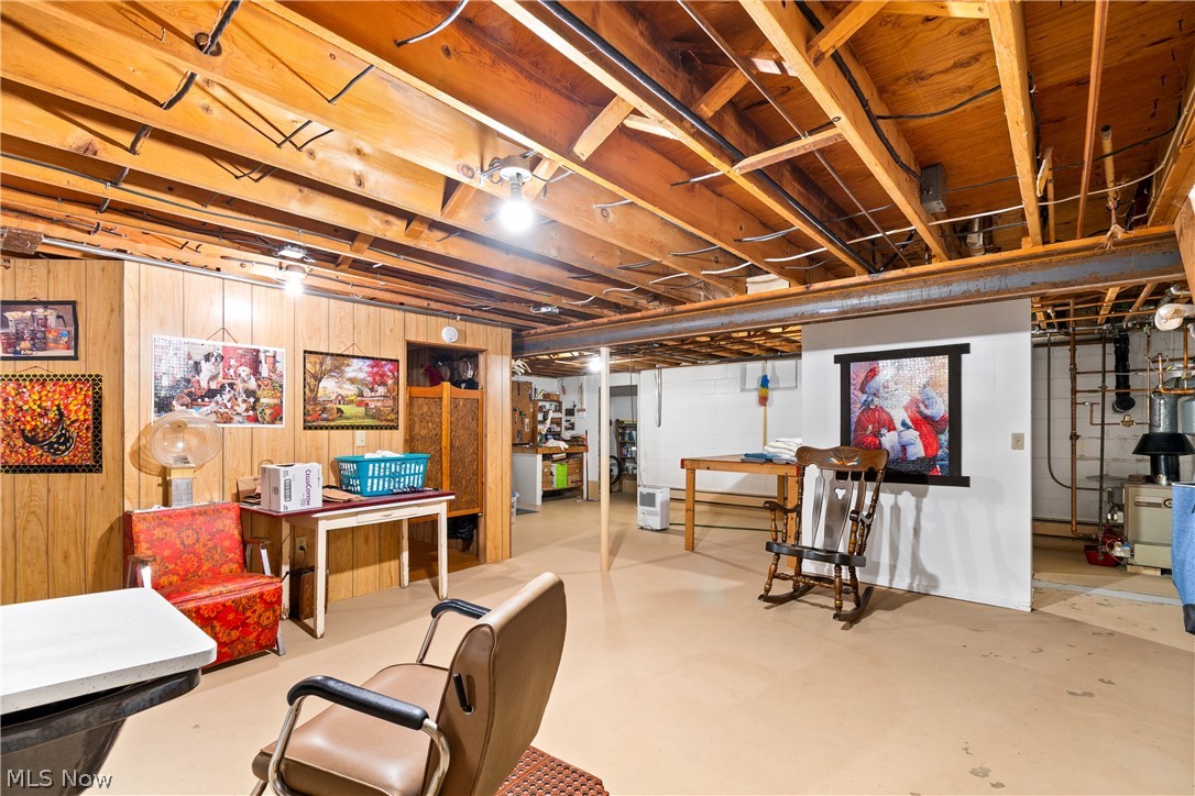 2560 Kenyon Avenue NW Massillon OH 44647