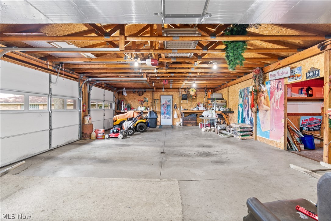 2560 Kenyon Avenue NW Massillon OH 44647