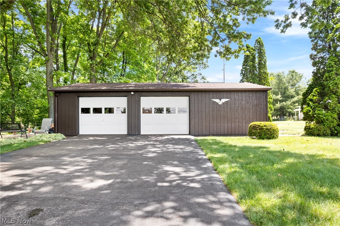 2560 Kenyon Avenue NW Massillon OH 44647