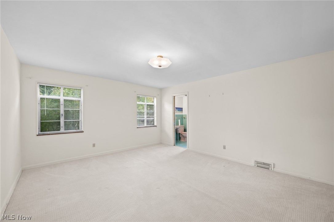 16236 Northvale Boulevard East Cleveland OH 44112