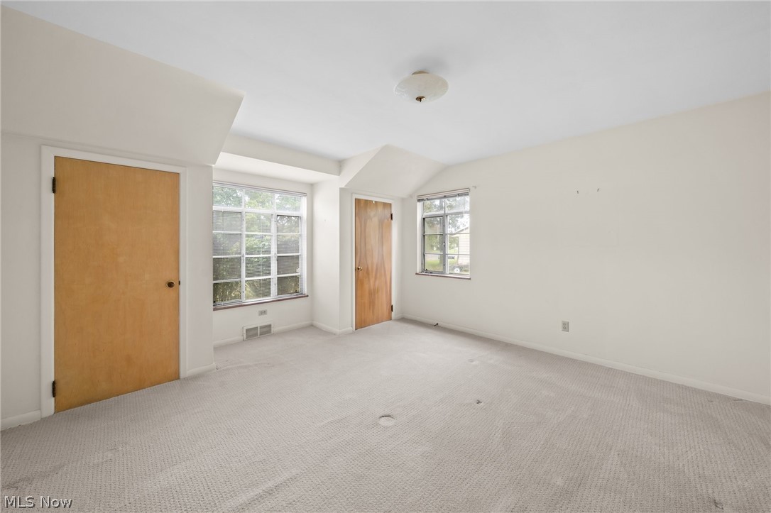 16236 Northvale Boulevard East Cleveland OH 44112