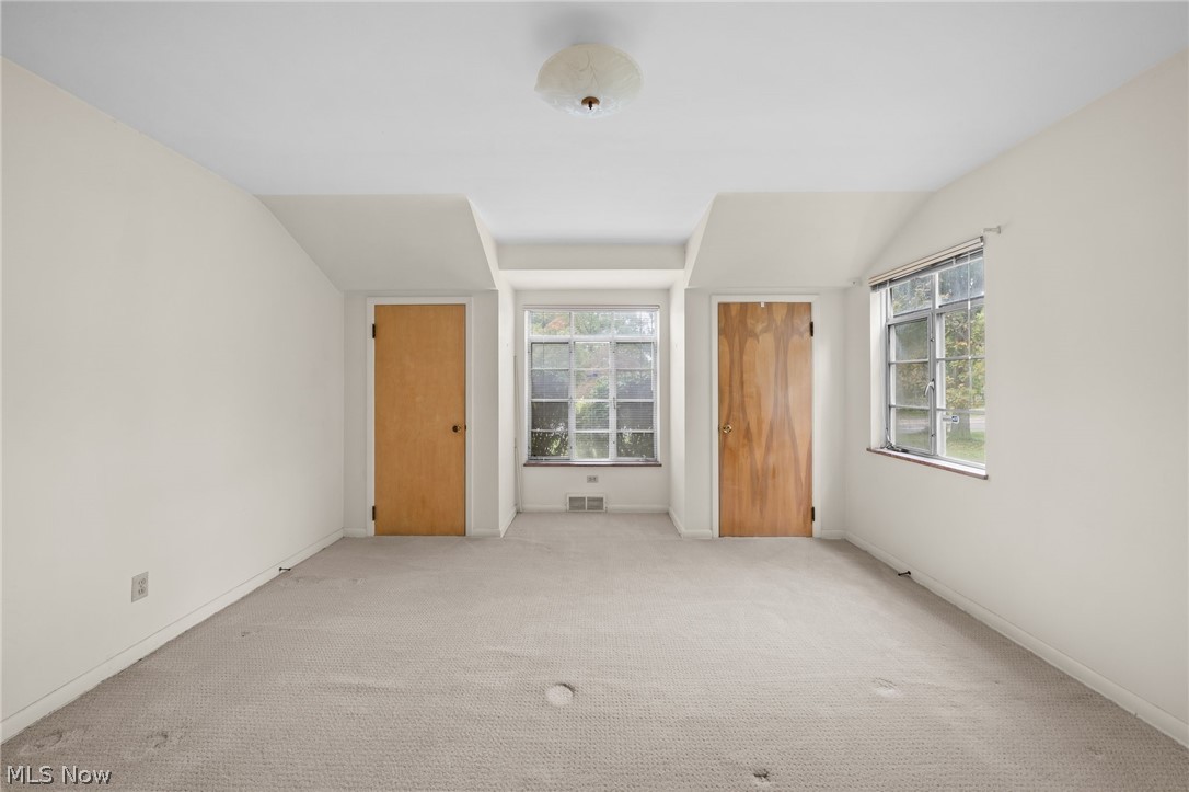 16236 Northvale Boulevard East Cleveland OH 44112