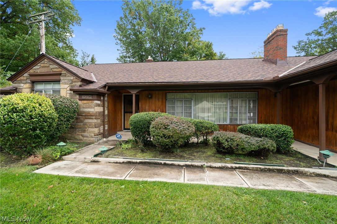 16236 Northvale Boulevard East Cleveland OH 44112