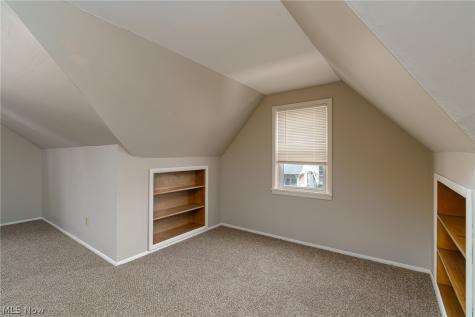 8304 Vista Avenue Garfield Heights OH 44125