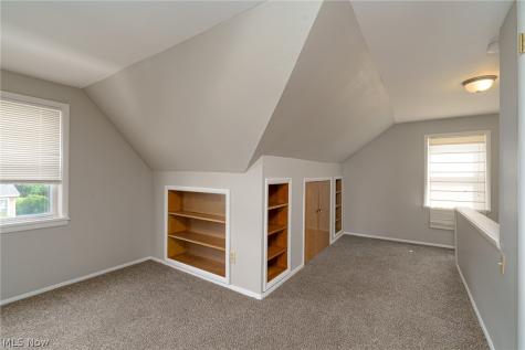 8304 Vista Avenue Garfield Heights OH 44125