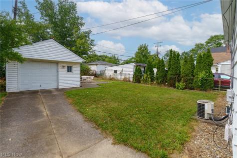 8304 Vista Avenue Garfield Heights OH 44125