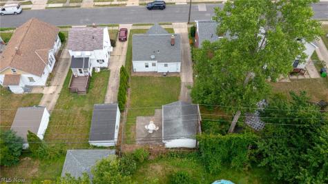 8304 Vista Avenue Garfield Heights OH 44125