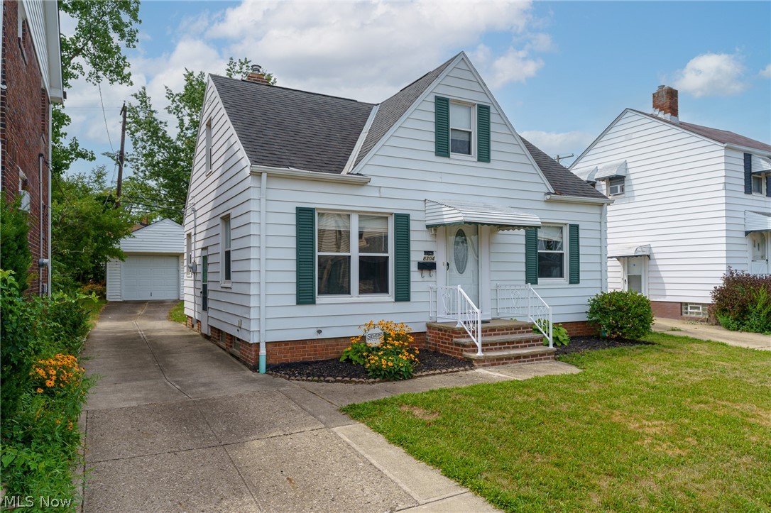 8304 Vista Avenue Garfield Heights OH 44125