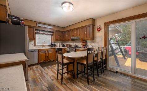 6775 Lake Cable Avenue North Canton OH 44720