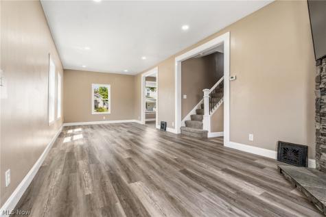 355 W High Street Alliance OH 44601