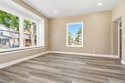 355 W High Street Alliance OH 44601