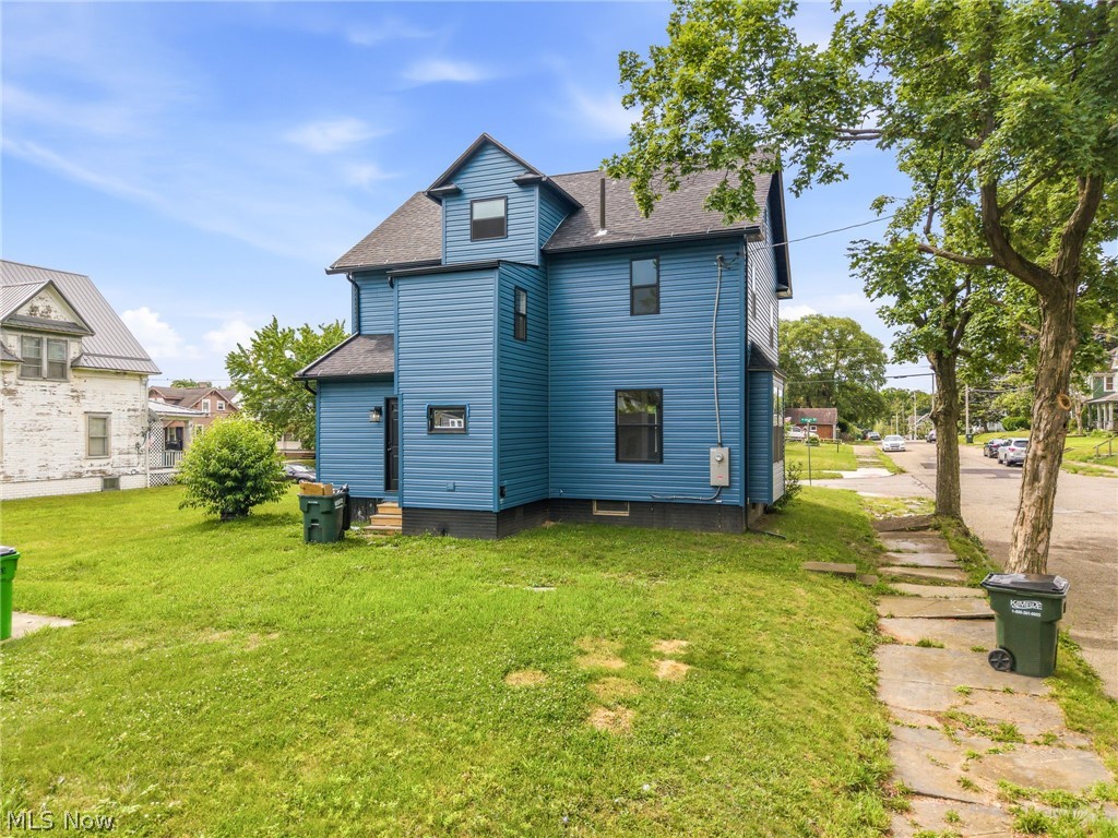 355 W High Street Alliance OH 44601
