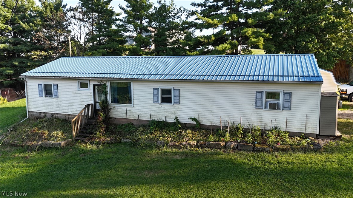 44845 State Route 541 Coshocton OH 43812