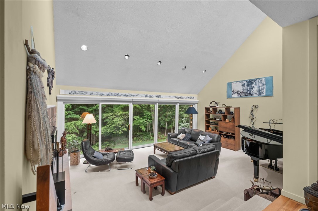 85 Winterberry Lane Moreland Hills OH 44022